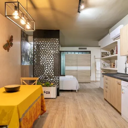 Tropical Loft Apartment